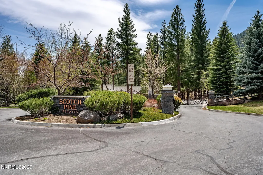 293 Jeffrey Pine Reno NV 89511