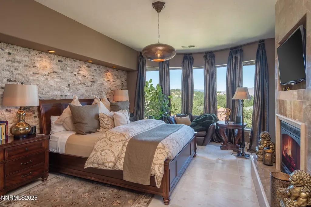 4905 Mountainshyre Reno NV 89519