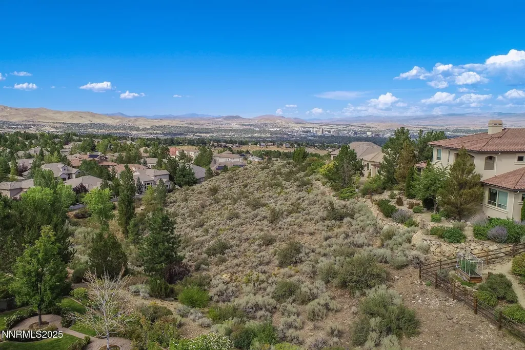 4905 Mountainshyre Reno NV 89519