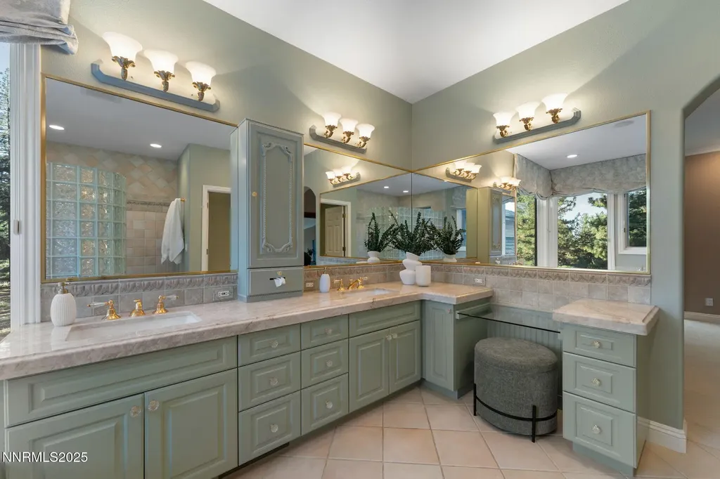 355 Blue Spruce Reno NV 89511