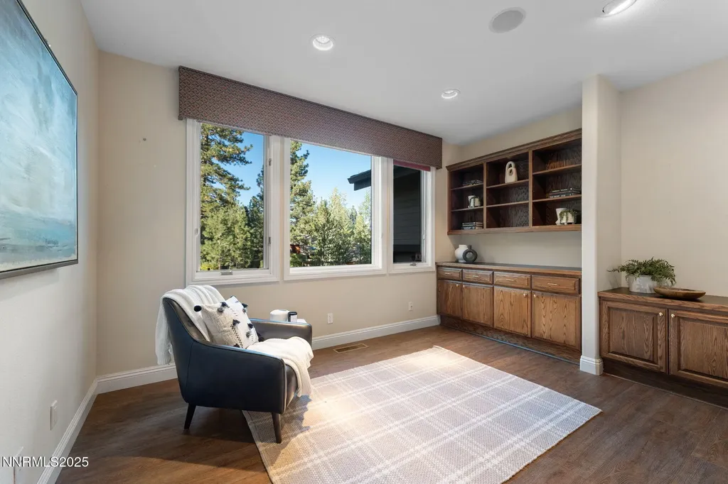 355 Blue Spruce Reno NV 89511