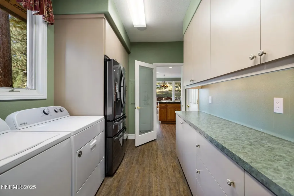 355 Blue Spruce Reno NV 89511