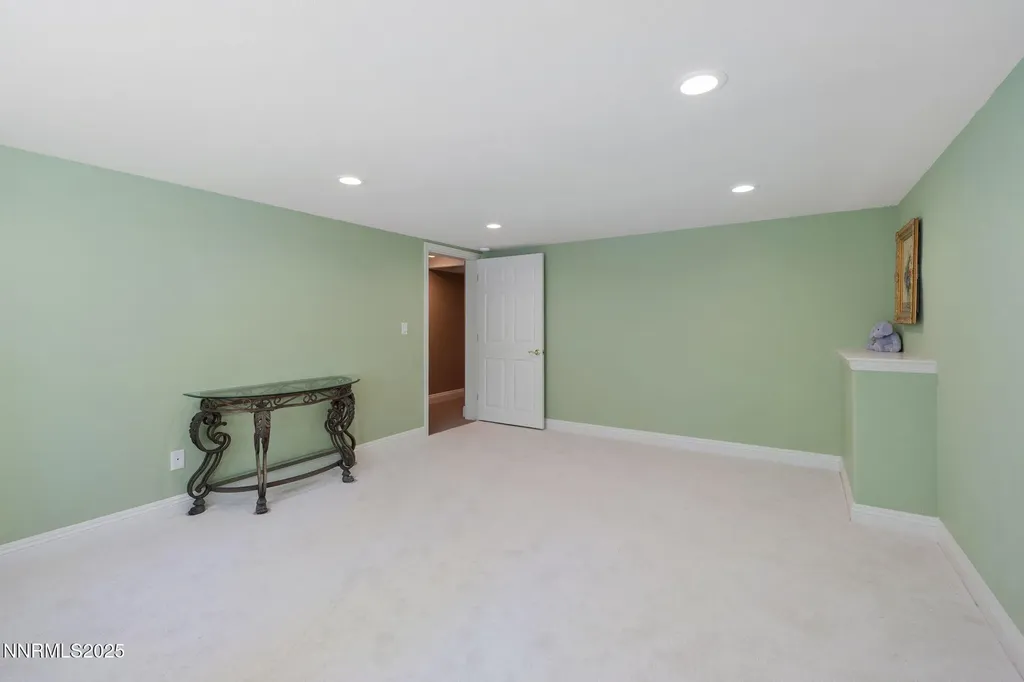 355 Blue Spruce Reno NV 89511