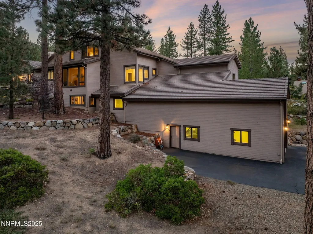 355 Blue Spruce Reno NV 89511