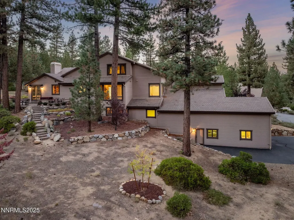 355 Blue Spruce Reno NV 89511