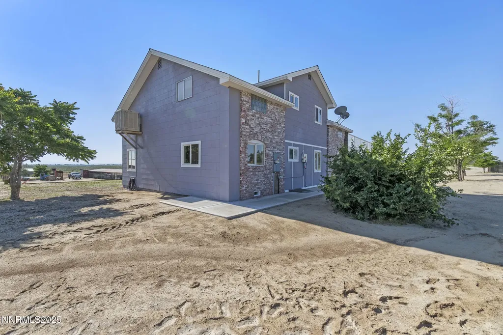 11255 Fulkerson Fallon NV 89406