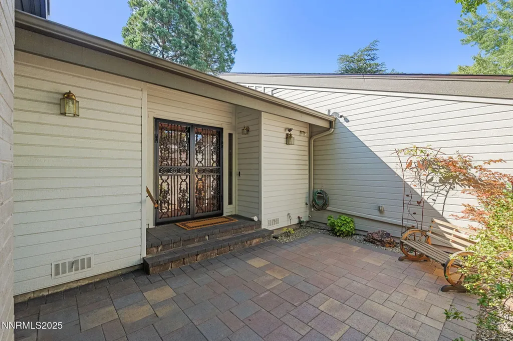 3901 Greenbriar Reno NV 89509