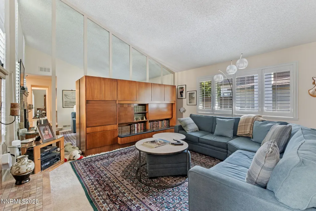3901 Greenbriar Reno NV 89509