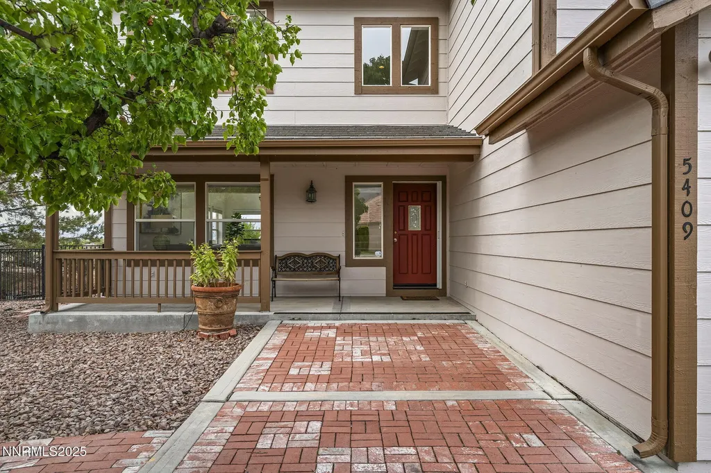 5409 Greenview Reno NV 89502
