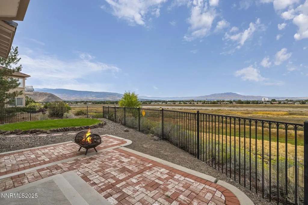 5409 Greenview Reno NV 89502