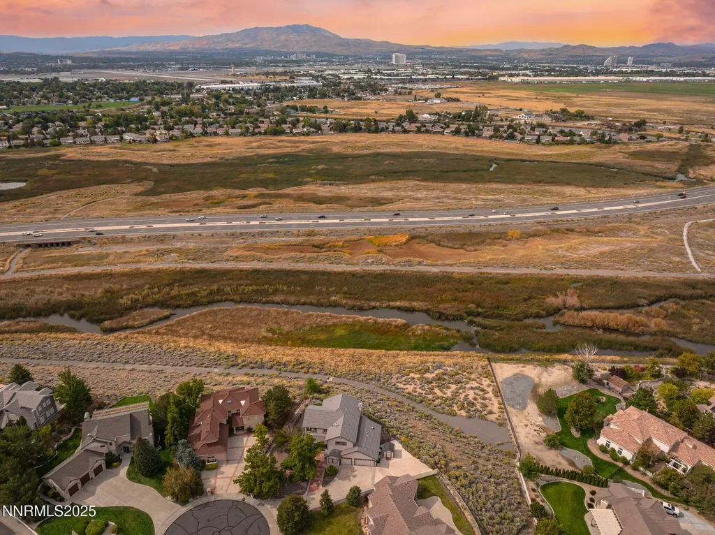 5409 Greenview Reno NV 89502