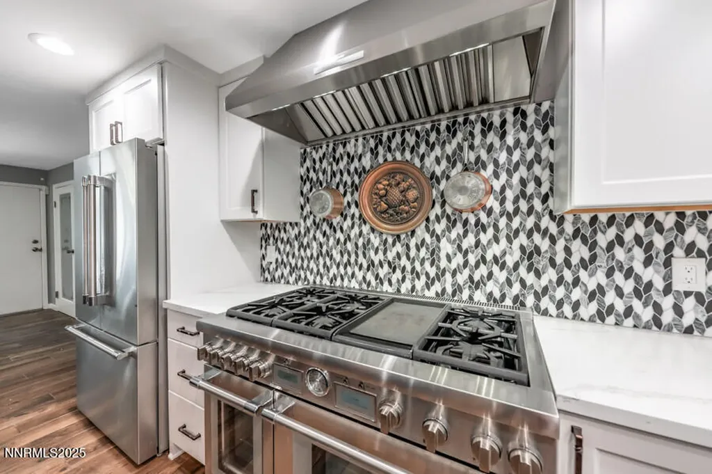1460 Shewmaker Reno NV 89509