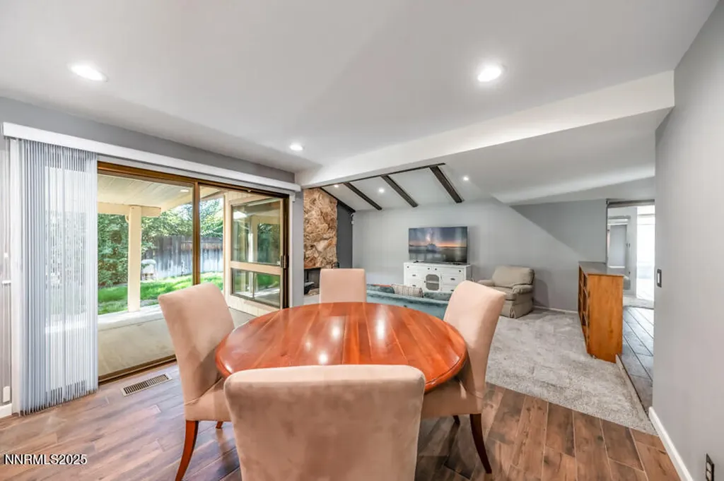 1460 Shewmaker Reno NV 89509