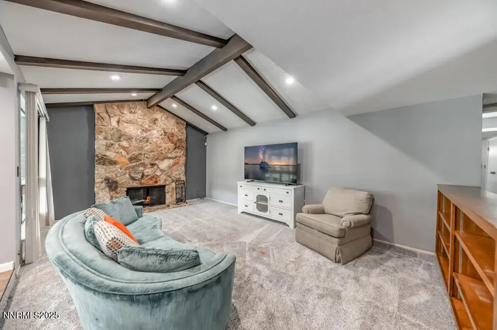 1460 Shewmaker Reno NV 89509