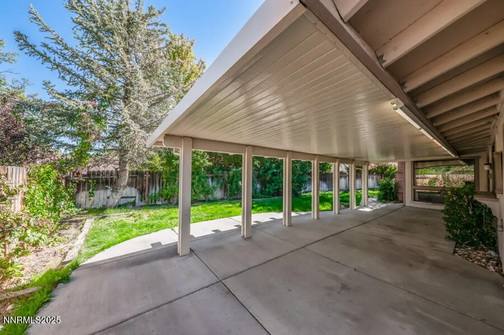 1460 Shewmaker Reno NV 89509