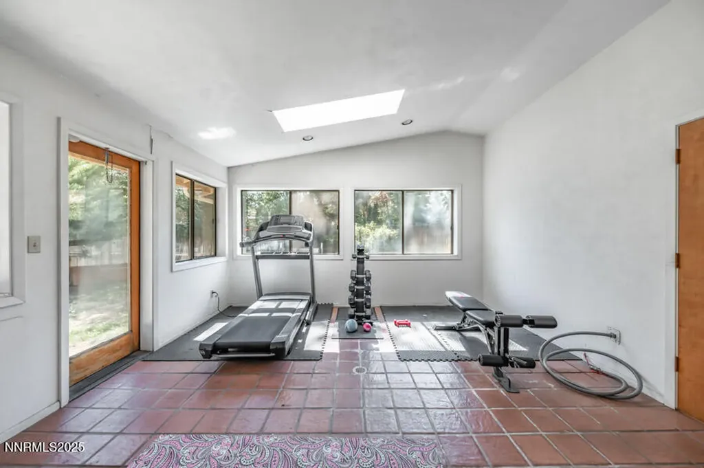 1460 Shewmaker Reno NV 89509