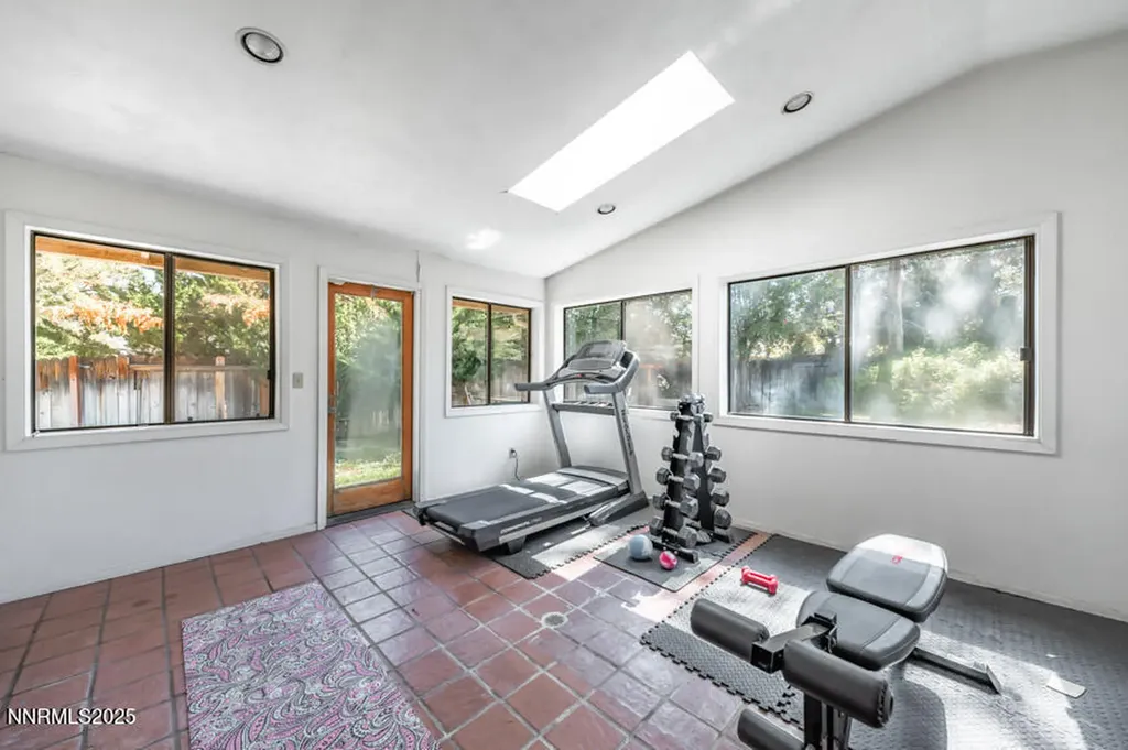 1460 Shewmaker Reno NV 89509