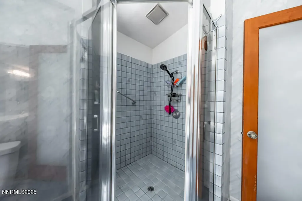1460 Shewmaker Reno NV 89509