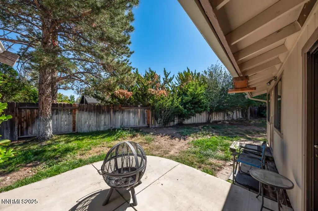 1460 Shewmaker Reno NV 89509