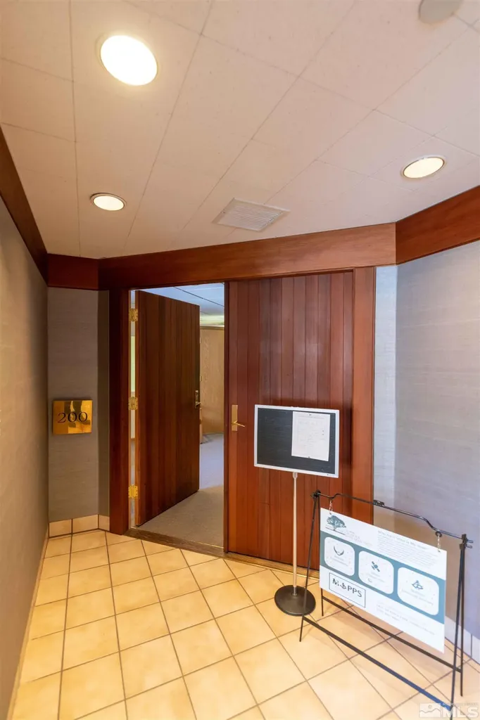 889 Alder Incline Village NV 89451