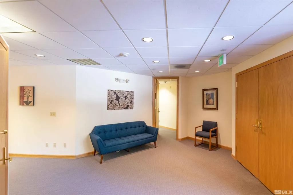 889 Alder Incline Village NV 89451
