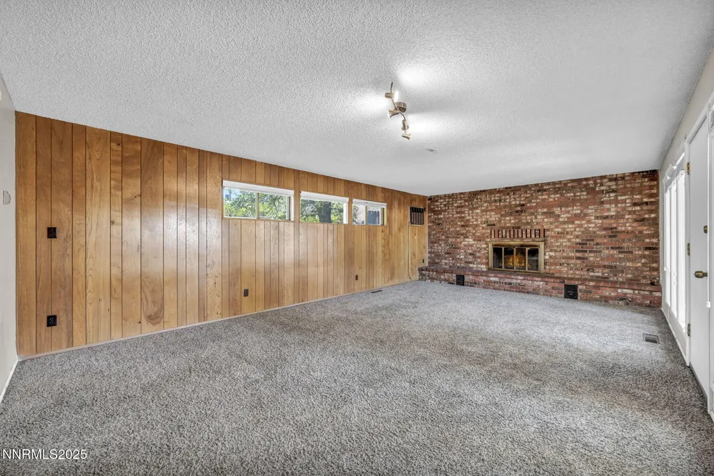 3235 Bryan Reno NV 89503