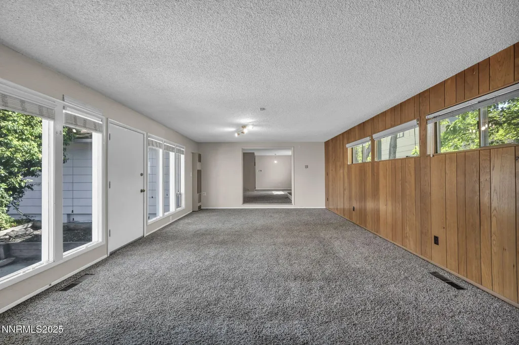 3235 Bryan Reno NV 89503