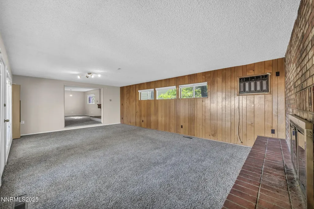 3235 Bryan Reno NV 89503