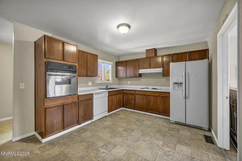 3235 Bryan Reno NV 89503