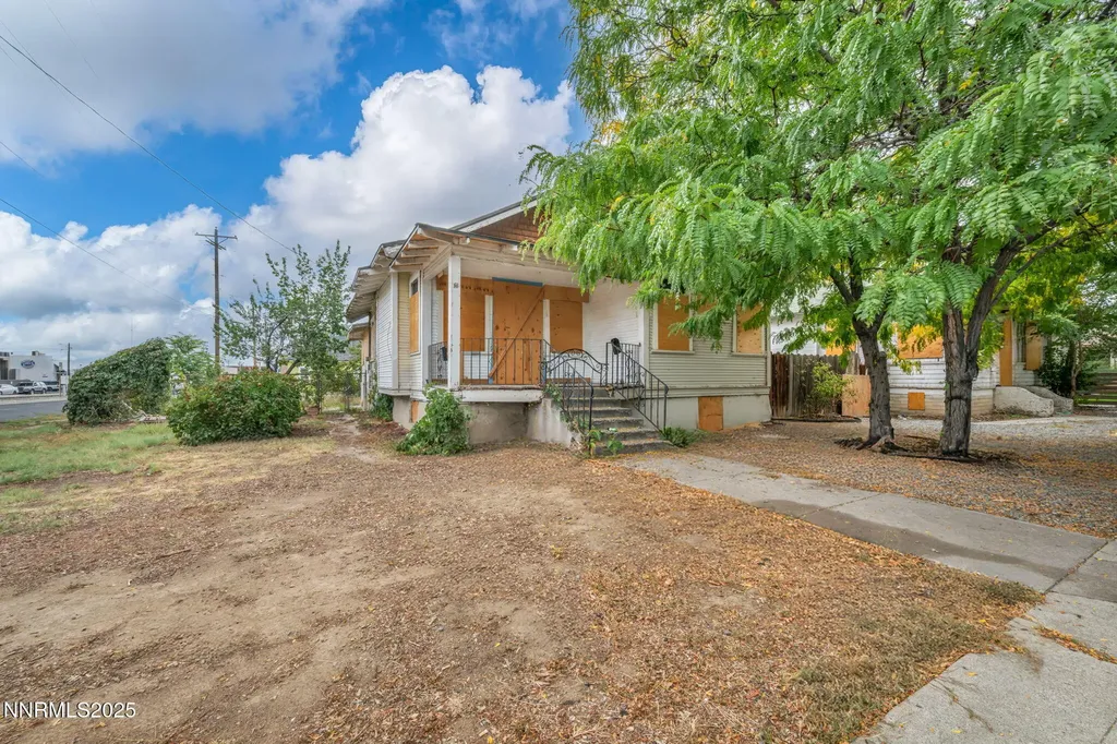 344 7th Reno NV 89512