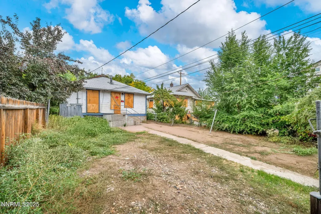 344 7th Reno NV 89512