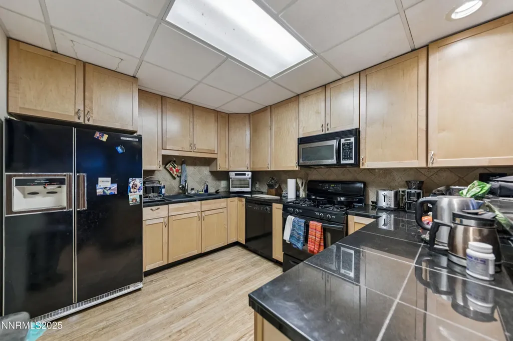 349 Maryanne Stateline NV 89449