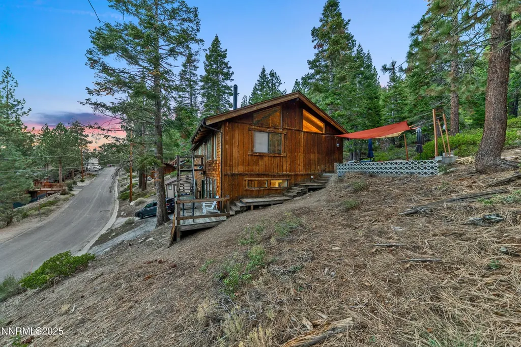 349 Maryanne Stateline NV 89449