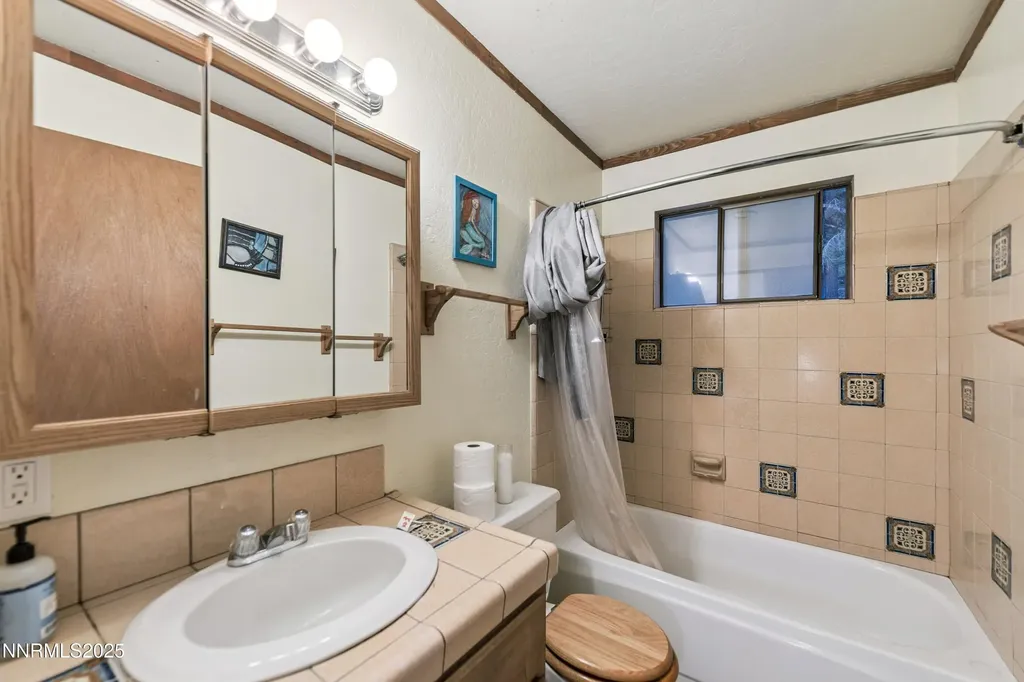 349 Maryanne Stateline NV 89449