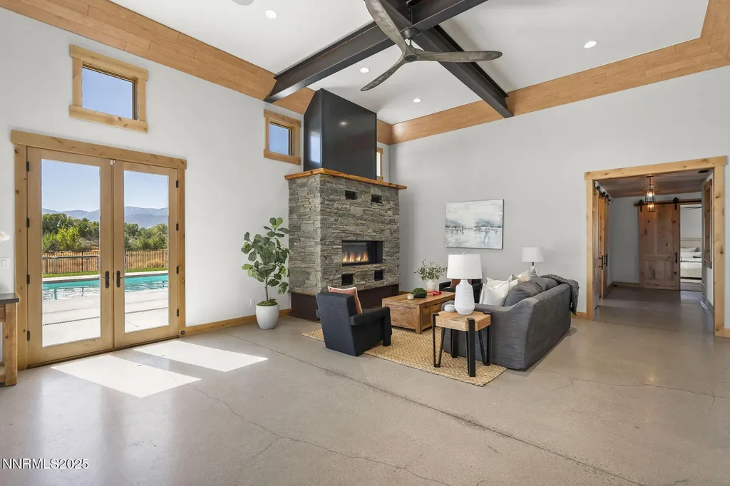 2960 Oasis Springs Minden NV 89423