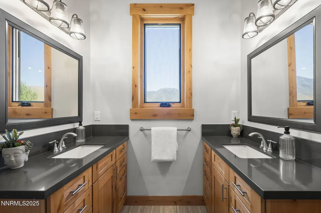 2960 Oasis Springs Minden NV 89423