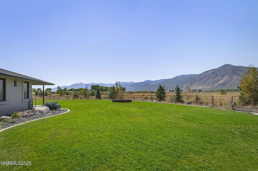 2960 Oasis Springs Minden NV 89423