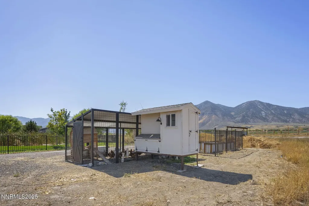 2960 Oasis Springs Minden NV 89423