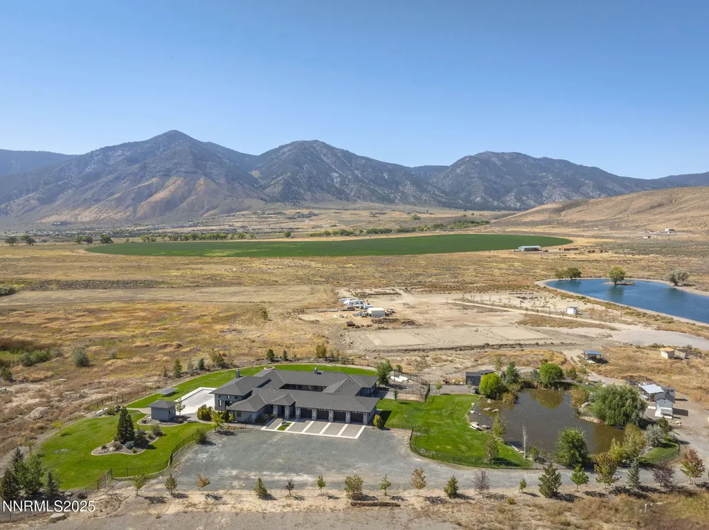 2960 Oasis Springs Minden NV 89423