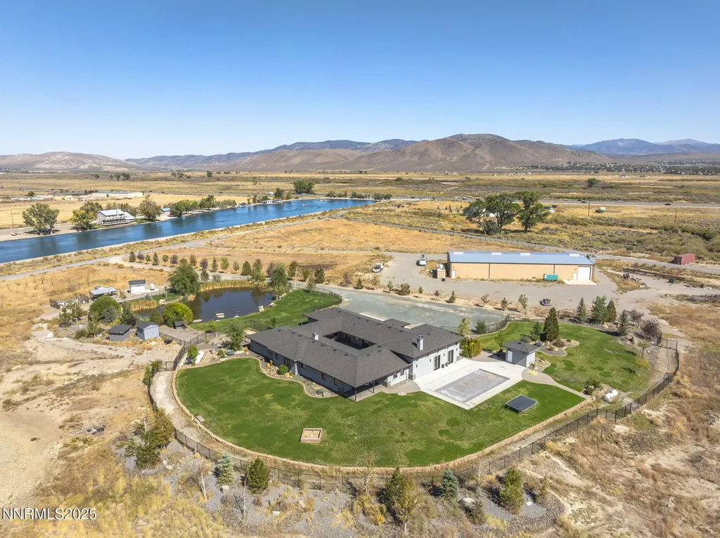 2960 Oasis Springs Minden NV 89423