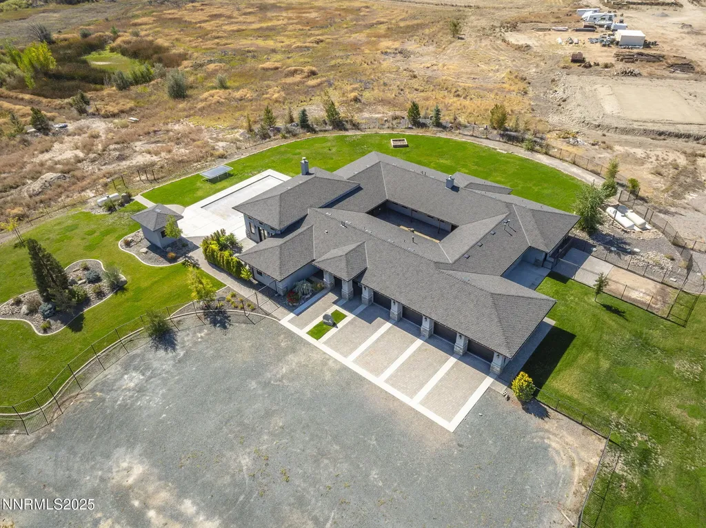 2960 Oasis Springs Minden NV 89423