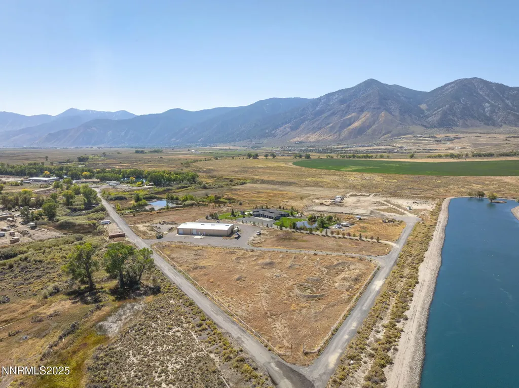 2960 Oasis Springs Minden NV 89423