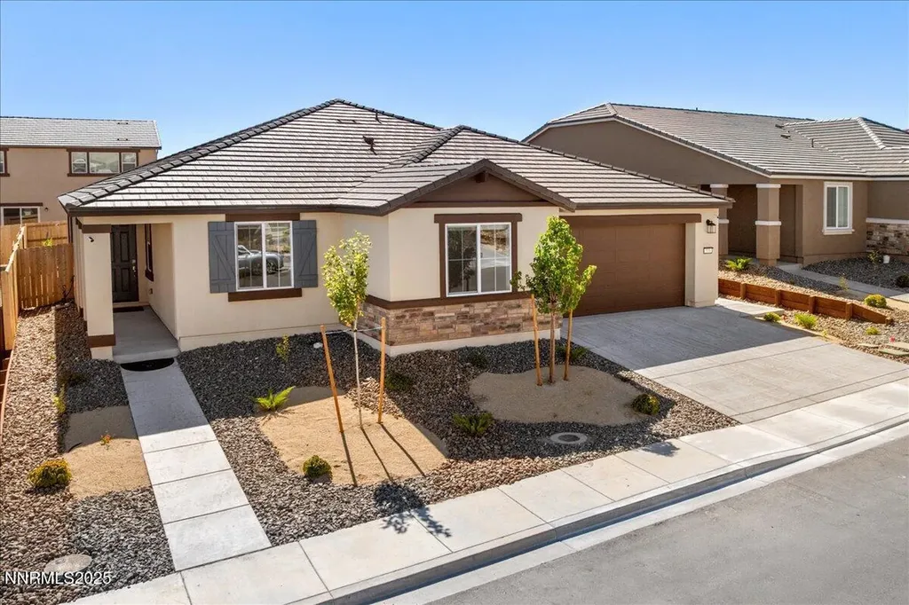 775 Bale Mountain Sparks NV 89436