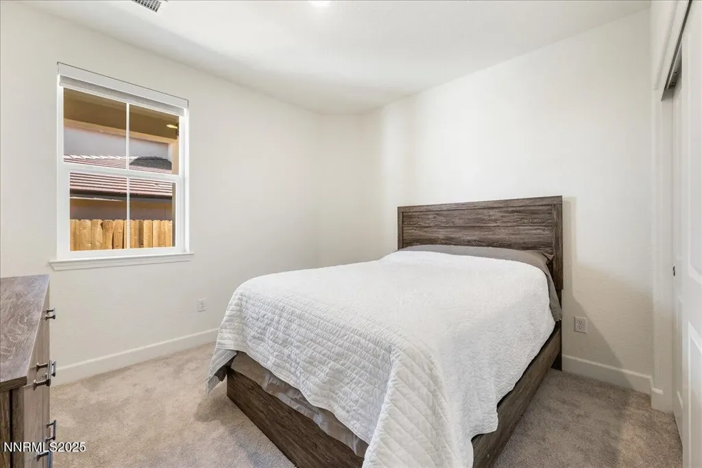 775 Bale Mountain Sparks NV 89436