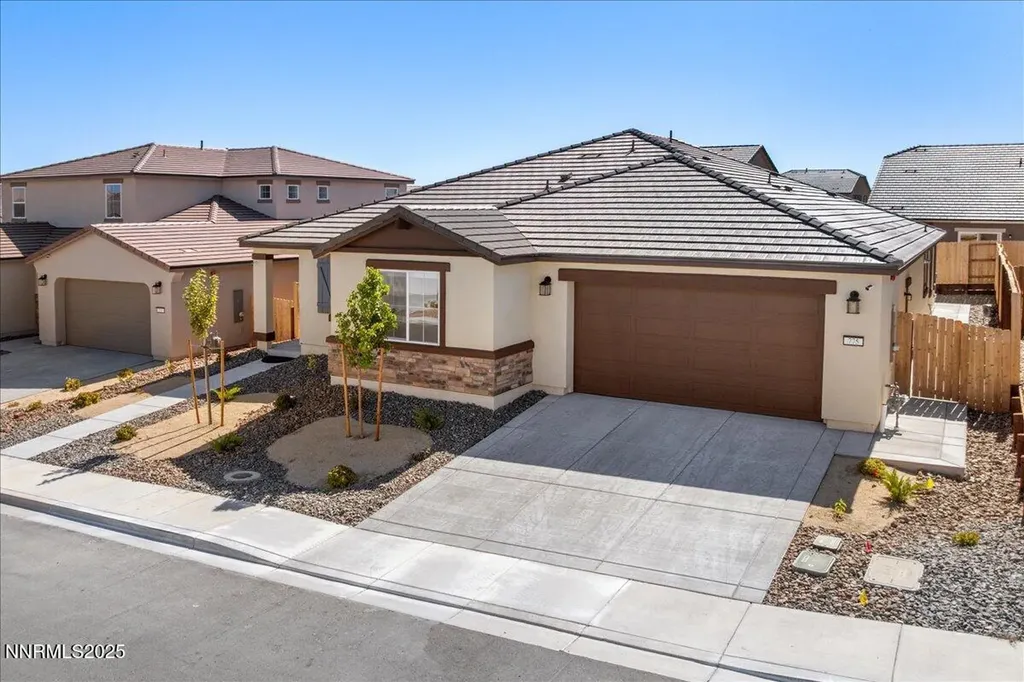 775 Bale Mountain Sparks NV 89436