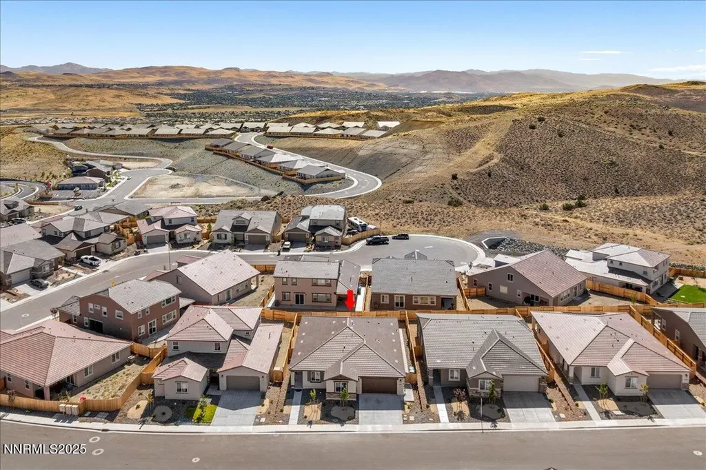 775 Bale Mountain Sparks NV 89436