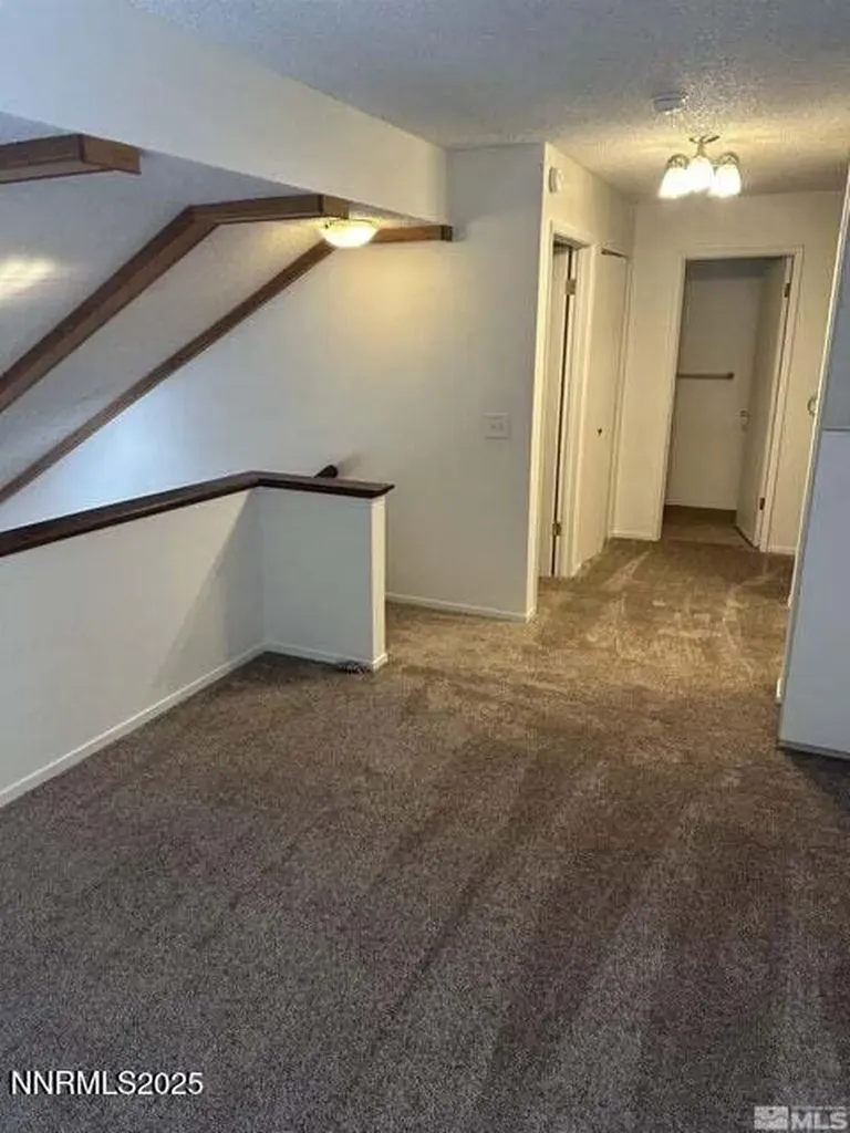 1465 Peckham Reno NV 89502