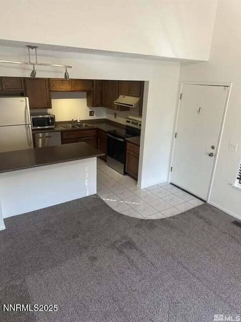 1465 Peckham Reno NV 89502