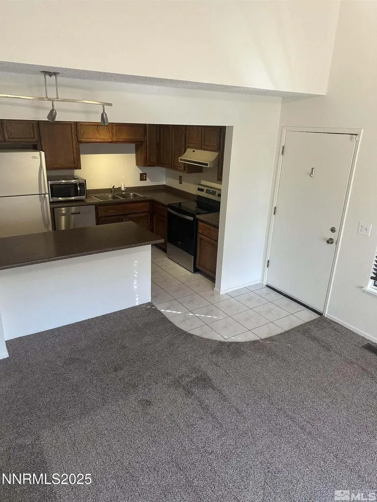 1465 Peckham Reno NV 89502
