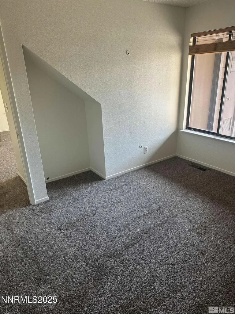 1465 Peckham Reno NV 89502